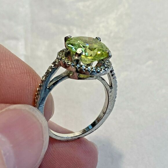 Silver Cocktail Ring 5.5 Chartreuse Green & White - Picture 5 of 5